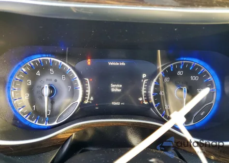 2022 Chrysler Pacifica Limited z USA, uszkodzony, nr VIN 2C4RC1GG8NR114722